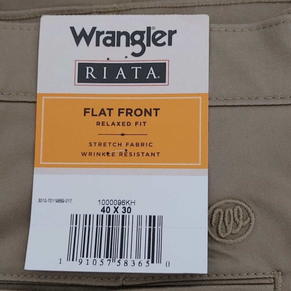Wrangler Riata Flat Front Relaxed Fit Men's Casual Pants Size 40 x 30 - Picture 3 of 6